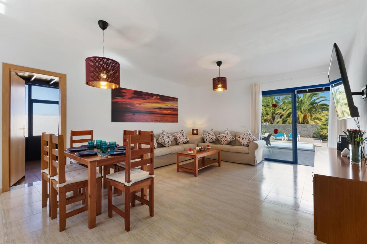 Villa Soleada - Villasexperience Playa Blanca  Esterno foto
